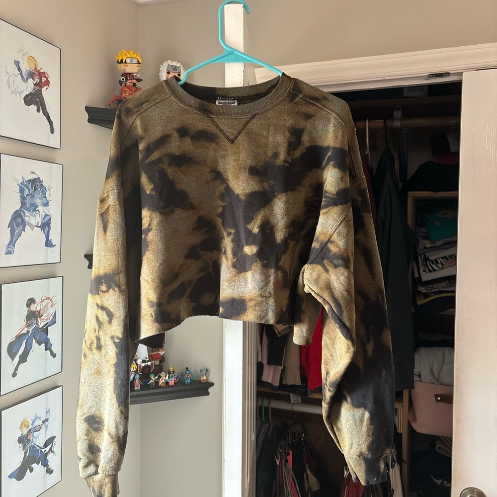 Tie-Dye Cropped Sweater